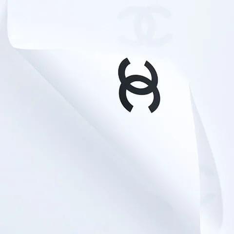 Elegant Premium Wrapping Paper by HUAYI, featuring luxurious design and quality gift wrap for all occasions.