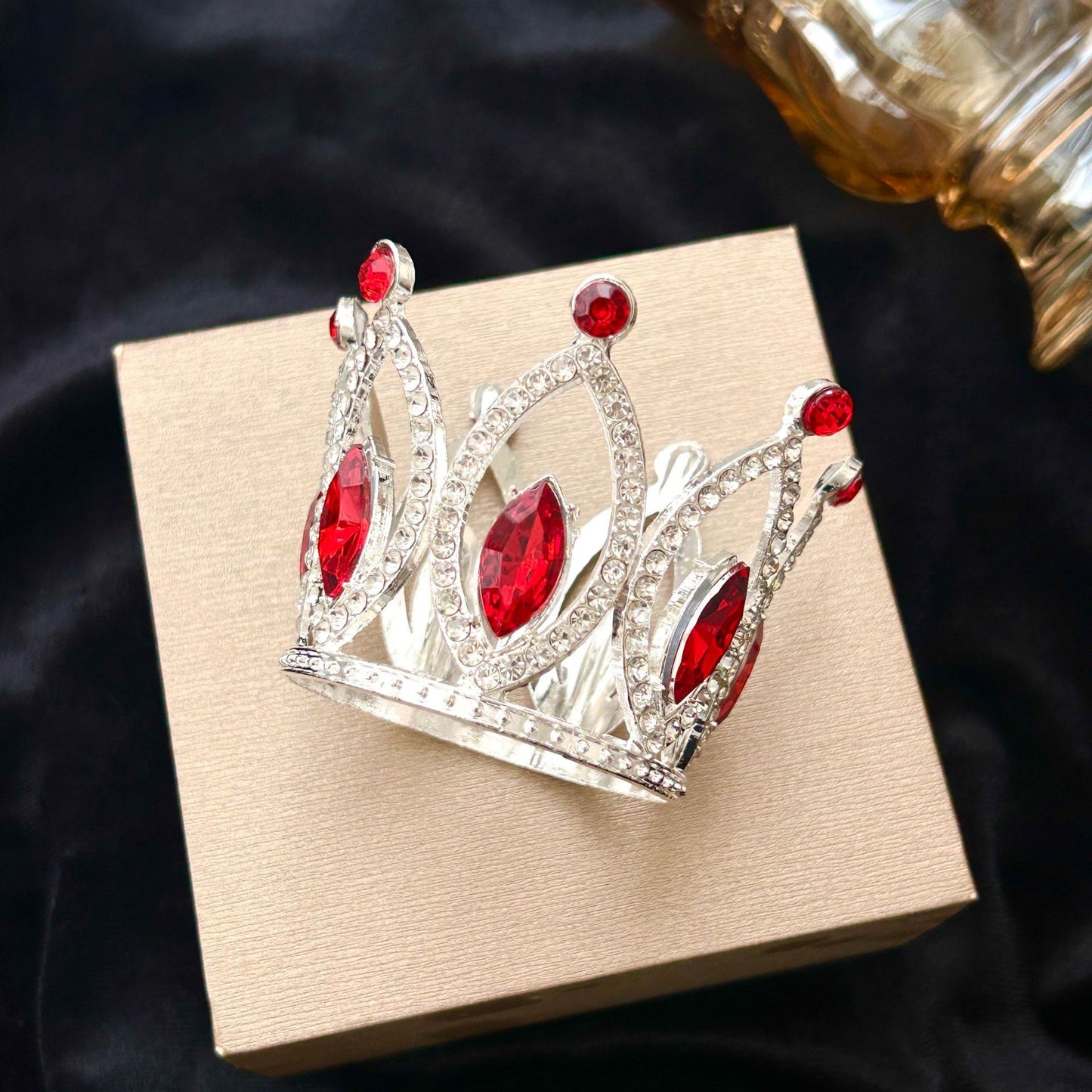 New Alloy Crown Cake Topper – Romantic Couple Birthday Decoration