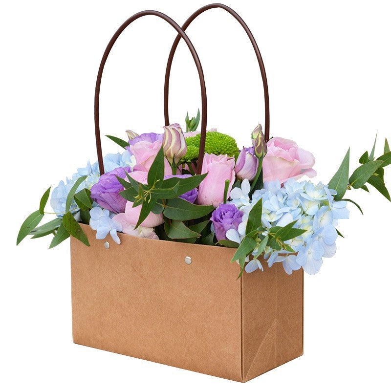 Waterproof kraft paper handheld flower bag Valentine's Day bouquet box