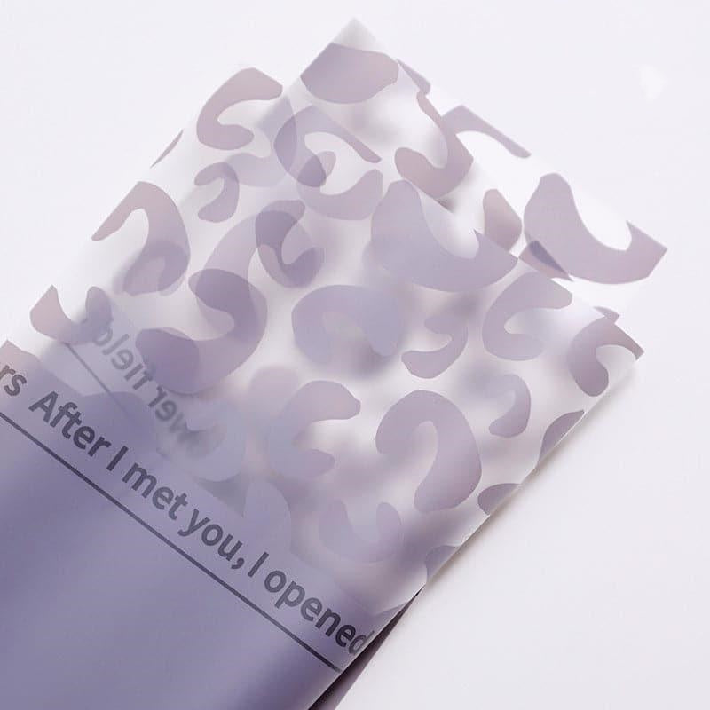 Papel de regalo de ramo translúcido impermeable de leopardo, 22,8*22,8 pulgadas - 20 hojas